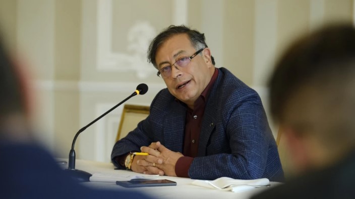 Gustavo Petro propone soluciones para elecciones y sanciones en conferencia internacional sobre Venezuela