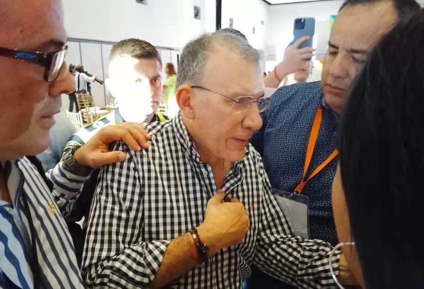 Roy Barreras sacó a toda su familia de Colombia por amenazas de muerte