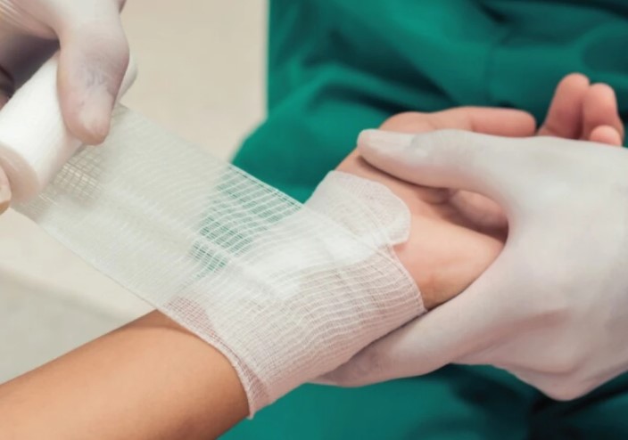 Explosión dentro de un colegio que dejó dos niños quemados