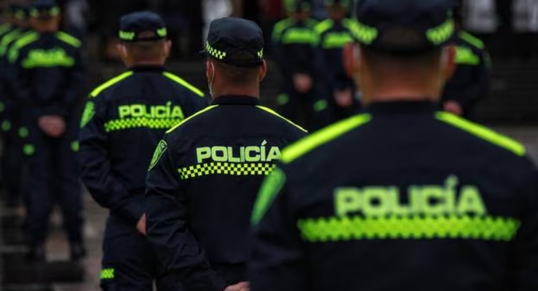Ministerio de Defensa investigará traslados por creencias religiosas en la Policía tras polémicas declaraciones del general Sanabria