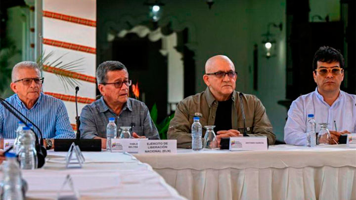 La delegación negociadora del ELN en México