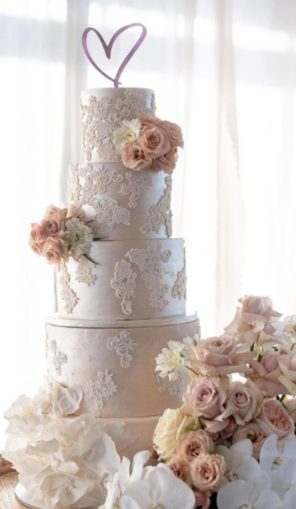 Chef pastelera reveló la verdad tras las majestuosas tortas de boda