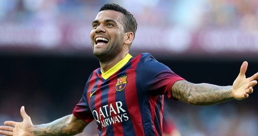 Detención de Dani Alves aumenta el negocio de camisetas de fútbol en la prisión