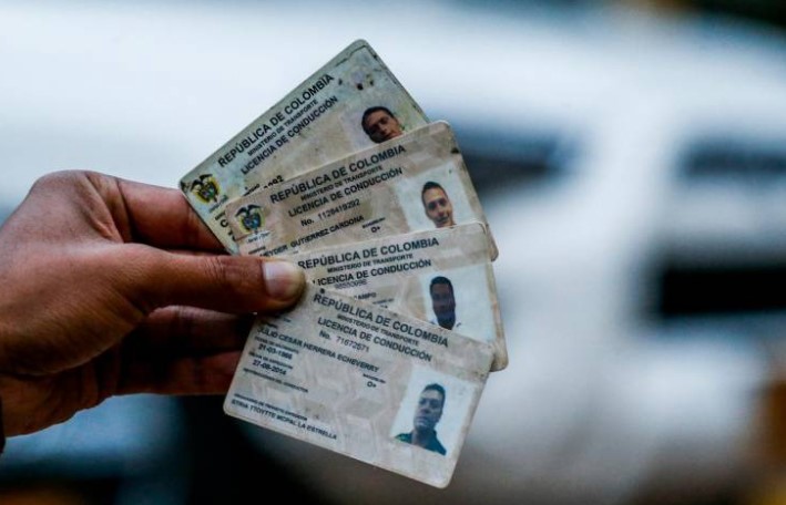 Mintransporte anuncia digitalización de trámites de tránsito