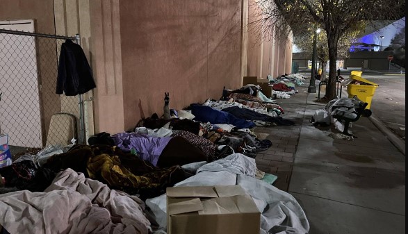 México rescata a 343 migrantes abandonados