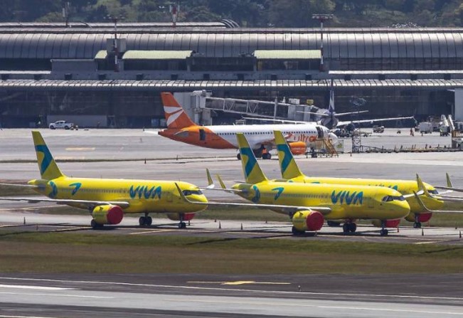 Pasajera gana pulso a Viva Air