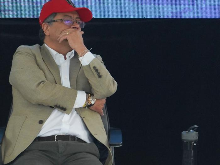 Popularidad a pique: desaprobación del presidente Petro aumentó a 57%
