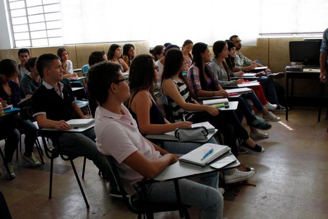 Estudiantes en Colombia, de los peores en comprensión de lectura