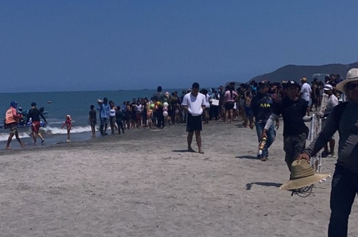 Una mujer fallece mientras se bañaba en una playa de Santa Marta