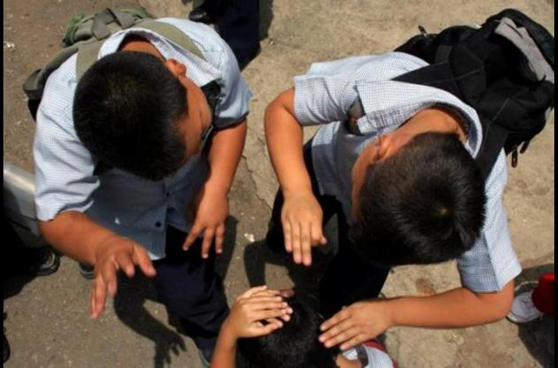 Niño es víctima de brutal golpiza por parte de compañeras en colegio de Barranquilla