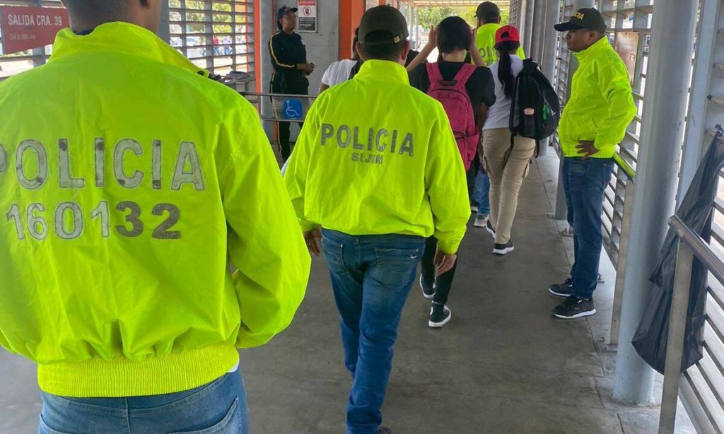 Corte revisará multas por irrespetar a policías