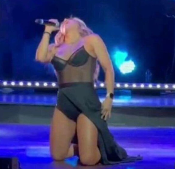 Adriana Bottina sufre accidente durante presentación de 'Mujeres a la plancha'