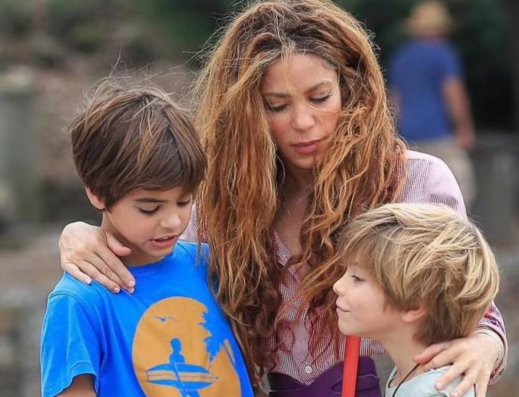 'Acróstico' el nuevo tema de Shakira dedicado a sus hijos supera el millón de reproducciones en Youtube a 10 horas de su estreno