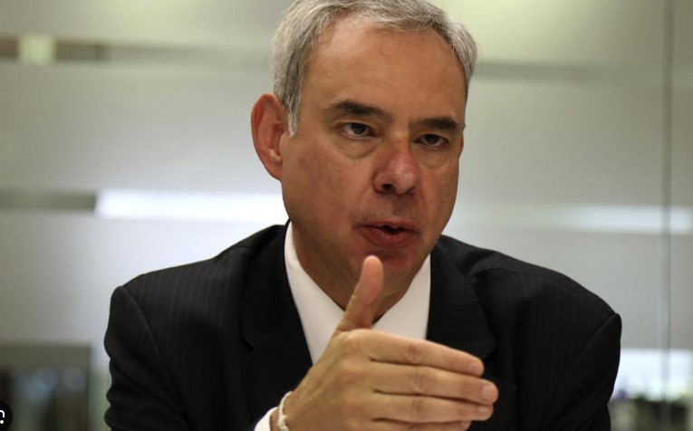 Absuelven a exmagistrado Rodrigo Escobar por caso Fidupetrol