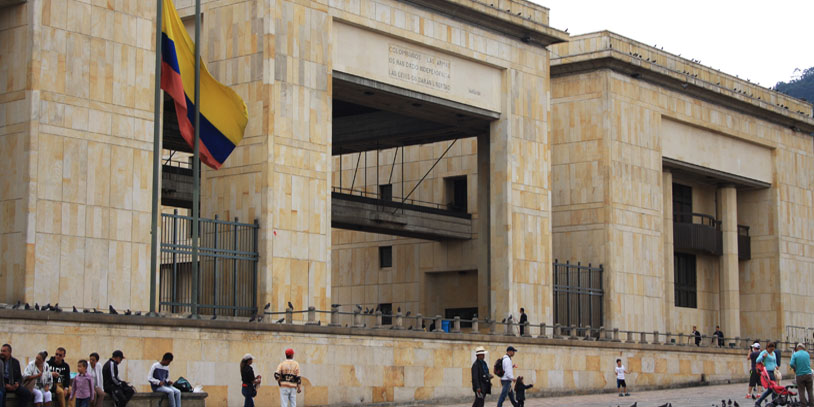 ¿Qué dijo la Corte Suprema sobre el choque entre presidente Petro y el fiscal Barbosa?