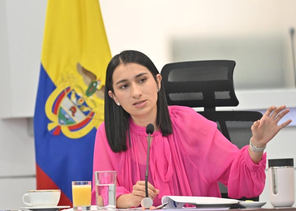 Laura Sarabia prepara su defensa ante los ataques recibidos