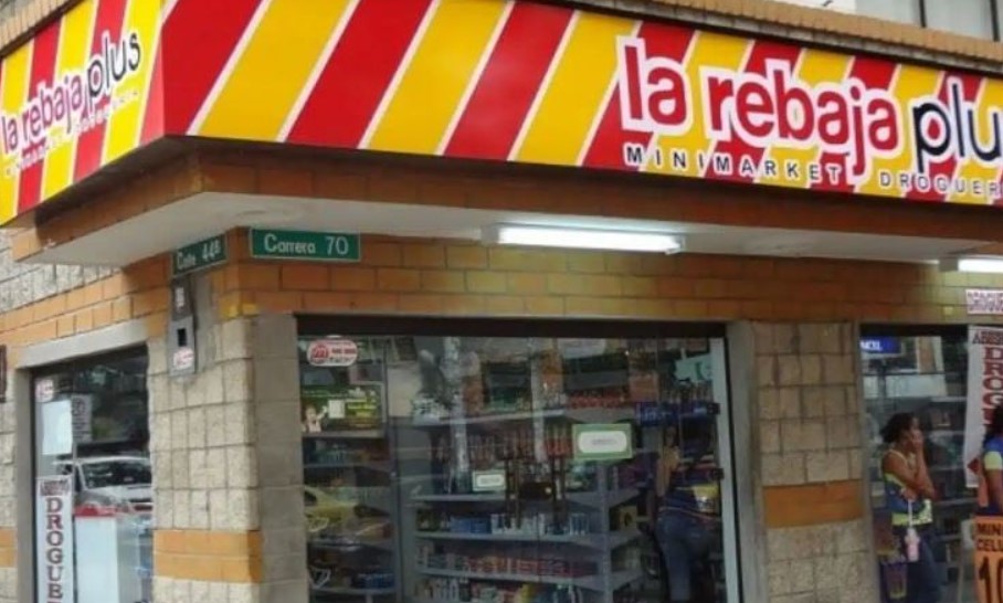 En el marco de la reforma a la salud, Petro propone convertir drogas La Rebaja en Centro de Atención Primaria