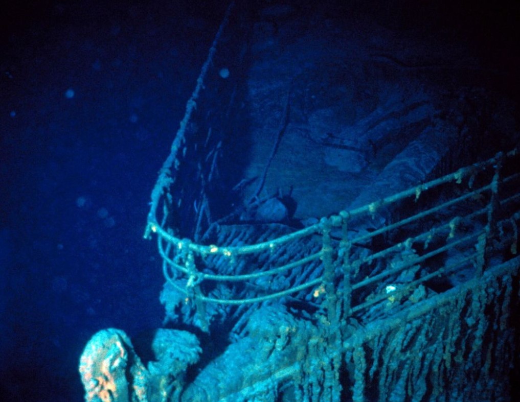 Desaparece submarino con turistas a bordo que exploraban restos del Titanic