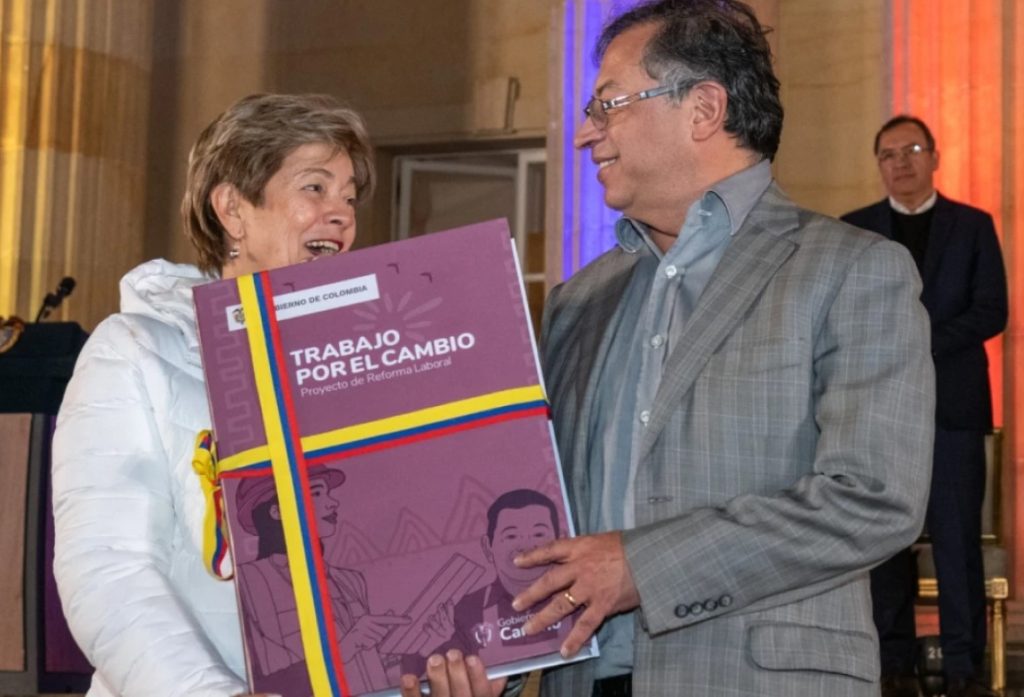 Reforma laboral no pasó del primer debate y se hundió en el Congreso