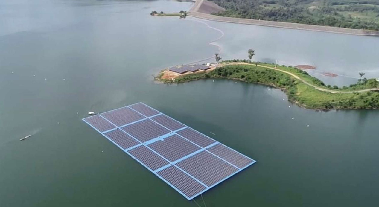 Aquasol, el primer parque solar flotante de América que está en Colombia