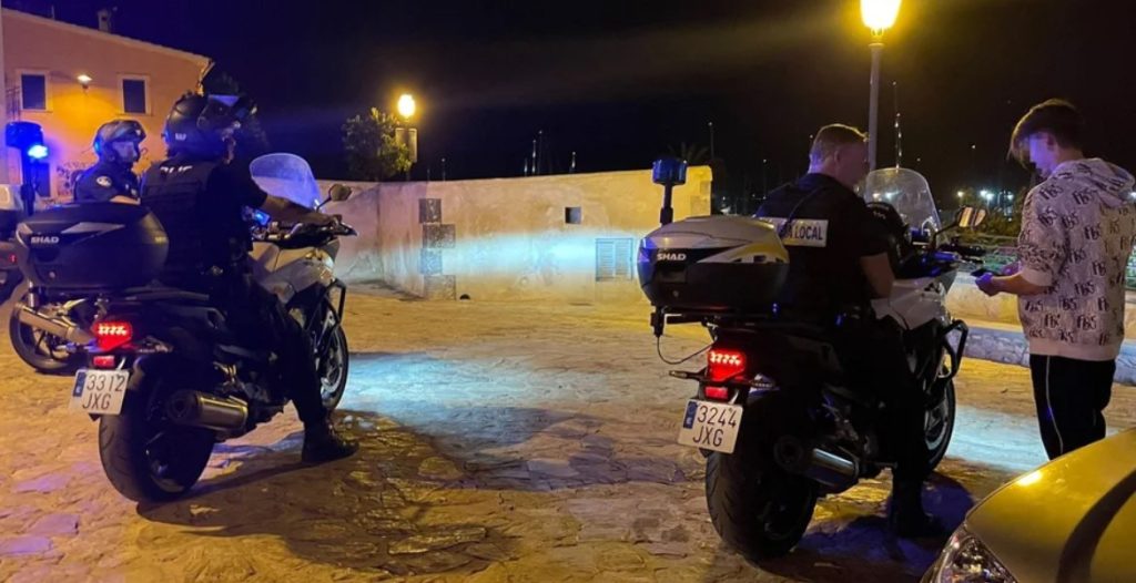 Seis alemanes detenidos por una violación grupal en un hotel en España