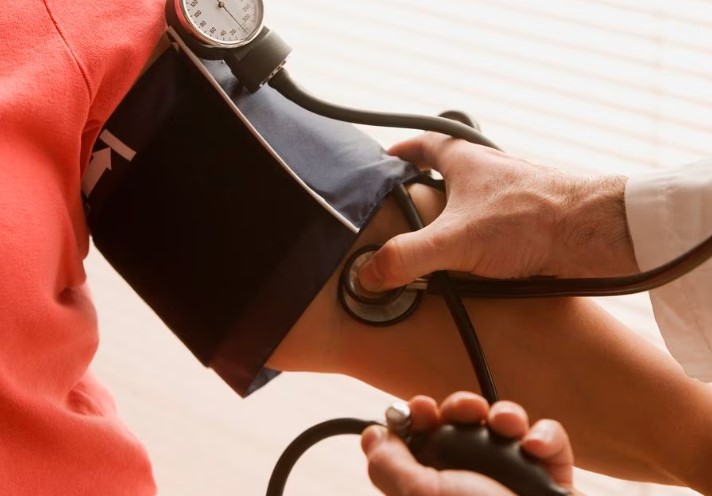 Ojo: Invima emitió nueva alerta sanitaria por potenciadores sexuales que podrían afectar la presión arterial