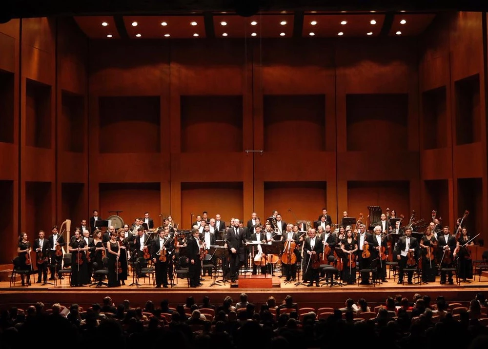 Investigan amenazas contra director de la Filarmónica de Colombia