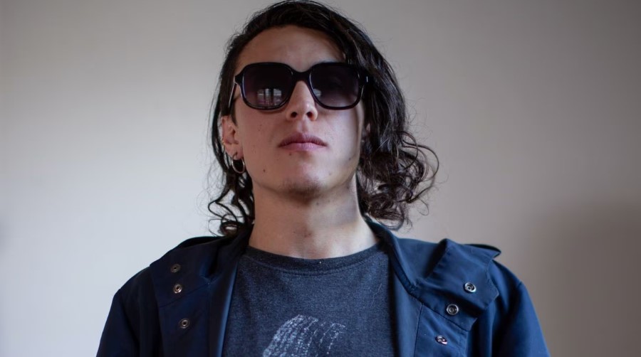 De líder de la primera línea a Ministro de Juventud