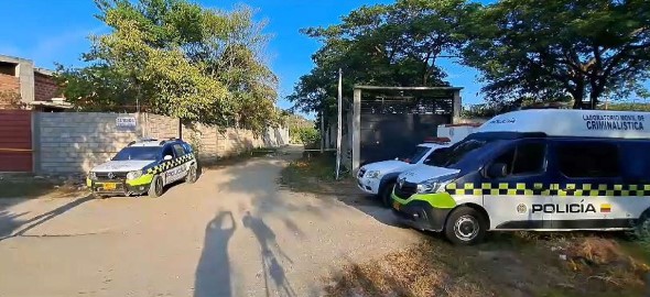 Tres personas asesinadas en una cabaña rural de Santa Marta