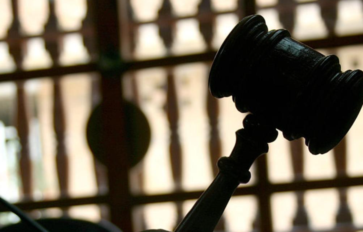 Juez falla a favor de una madre que denunció a sus hijos por "parásitos"