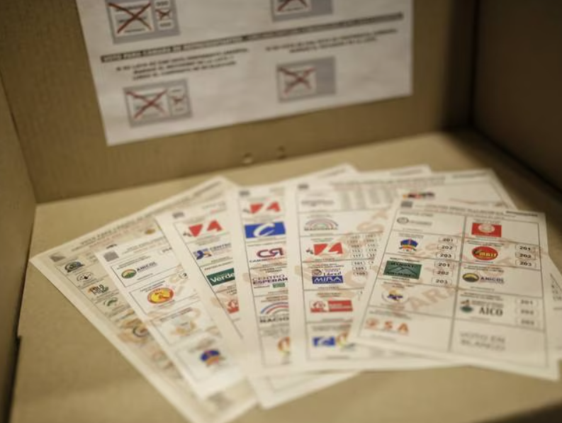 ¿Cuánto ganarán los alcaldes, gobernadores y concejales elegidos en Colombia?