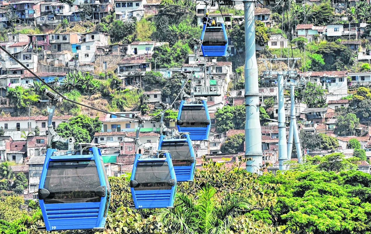 Indignación por video sexual grabado en el metrocable de Cali