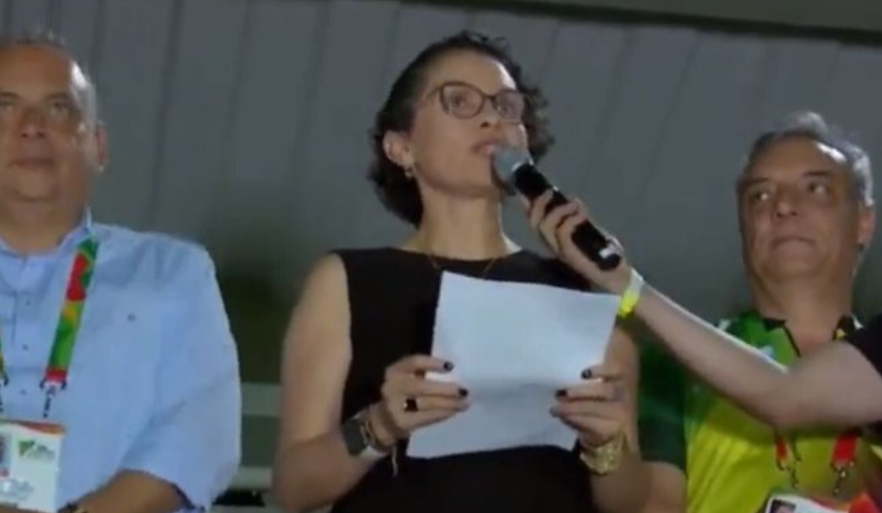 ¿Estaba borracha la Ministra del Deporte en inauguración de los Juegos Nacionales?