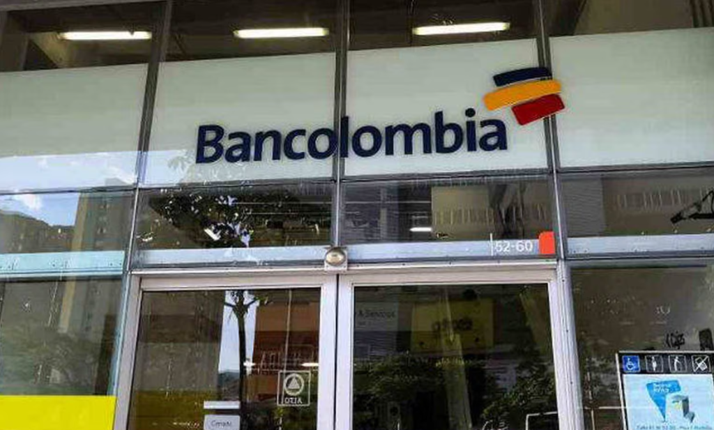 Incidente técnico colapsó canales virtuales de Bancolombia este domingo