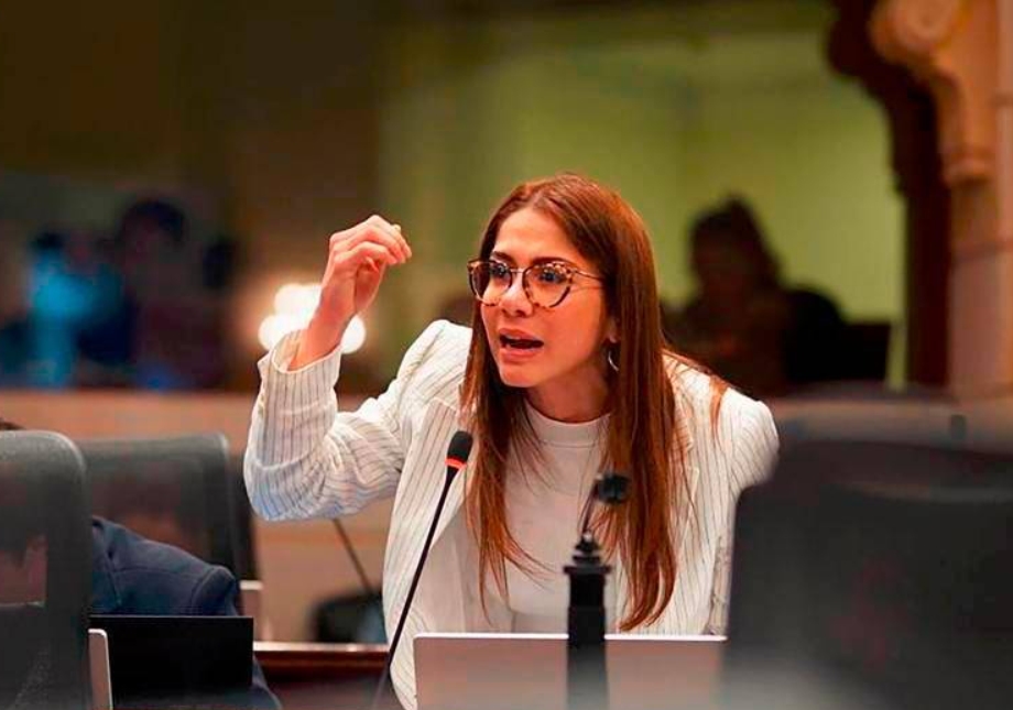 "¿No les da pena?", la aireada reacción de Catherine Juvinao ante proposición de elegir a dedo a directores de hospitales