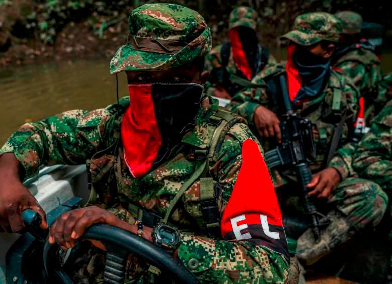 ELN capta 18.000 millones de pesos al mes por extorsión y secuestro, según inteligencia militar