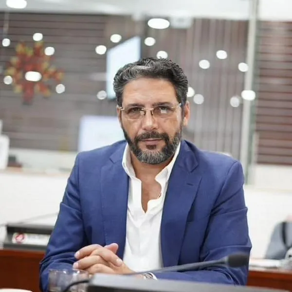 Corte abre investigación contra Agmeth Escaf