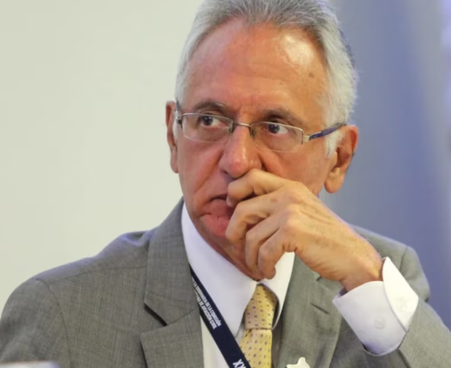 Ministro de Salud debe comparecer hoy ante la Corte Constitucional