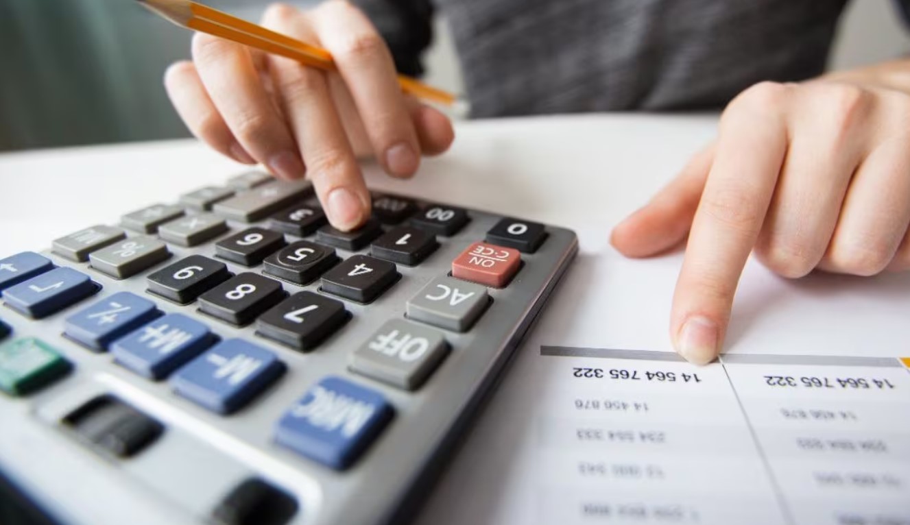 Unidad de Valor Tributario (UVT) registra alza de 10,97% para 2024 ¿Cómo afecta las finanzas personales?