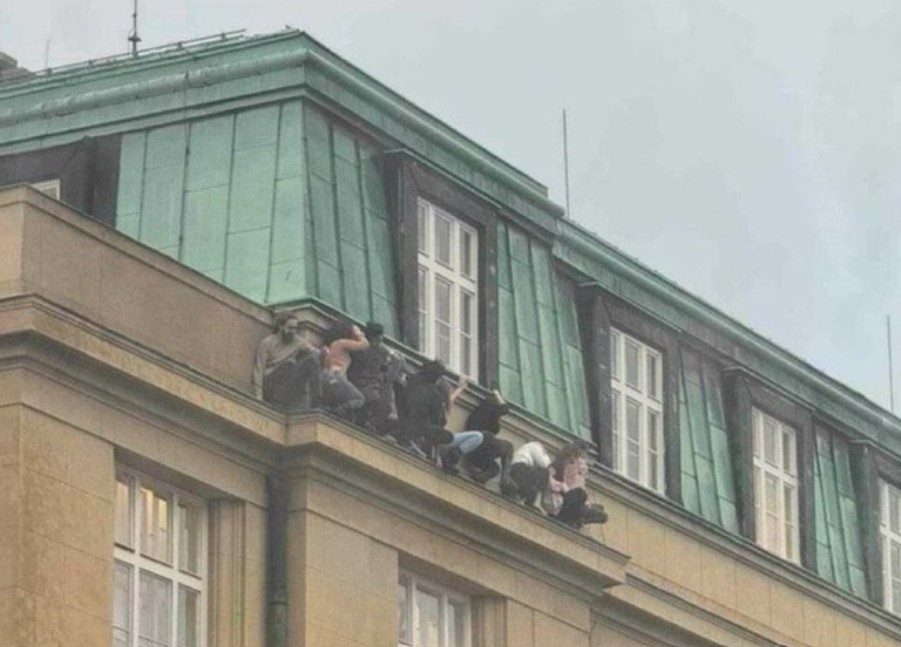 Colombiana en Praga vivió de cerca el ataque a tiros que dejó 15 muertos en una universidad