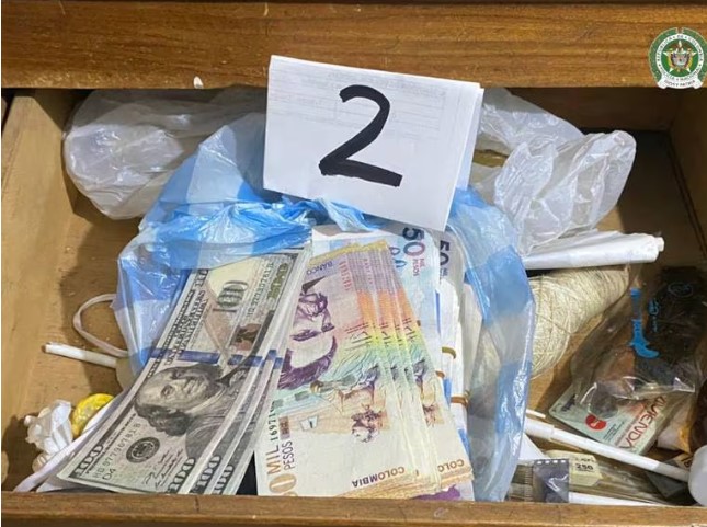 Desarticulan red criminal que falsificaba dólares y pesos colombianos en Cúcuta. Cortesía: DENOR