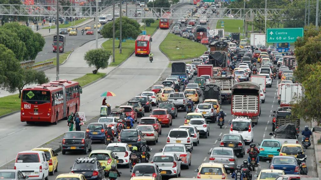 Tipos de placa vehicular que existen en Colombia. Foto: Revista Semana.