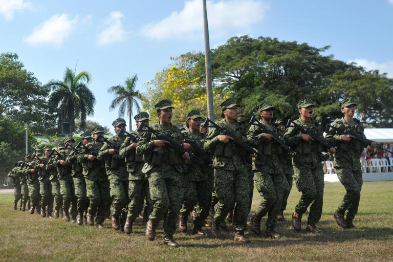 Grupo de mujeres que se graduaron de infantes de Marina. Foto: El Espectador
