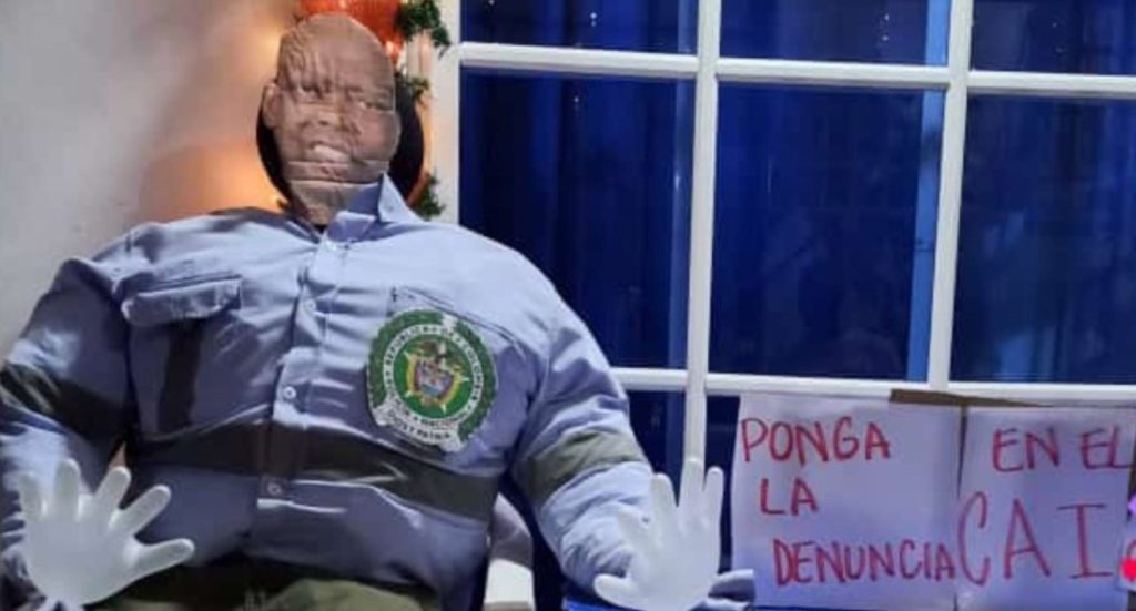 En Barranquilla hinchas del Junior quemaron al Tino Asprilla