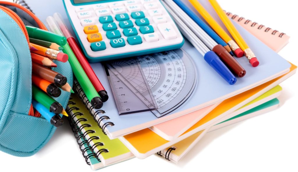 ¿Cuáles son los 'útiles inútiles' que prohibió el Ministerio de Educación Prohíbe en las listas escolares?