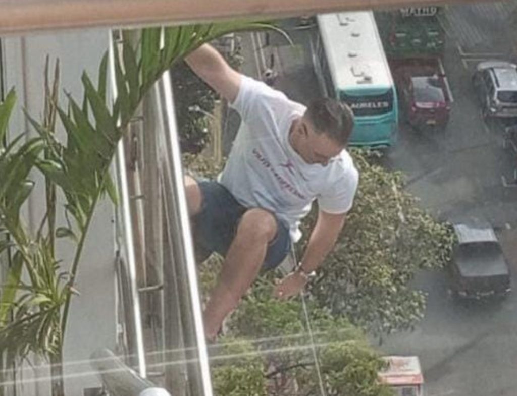 Caso de suicidio en Medellín: hombre murió tras caer del piso 20 de un hotel