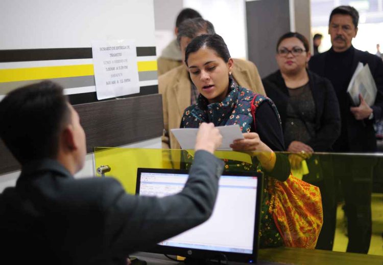 Nuevas tarifas para traspasos de vehículos en Bogotá Foto: elcarrocolombiano