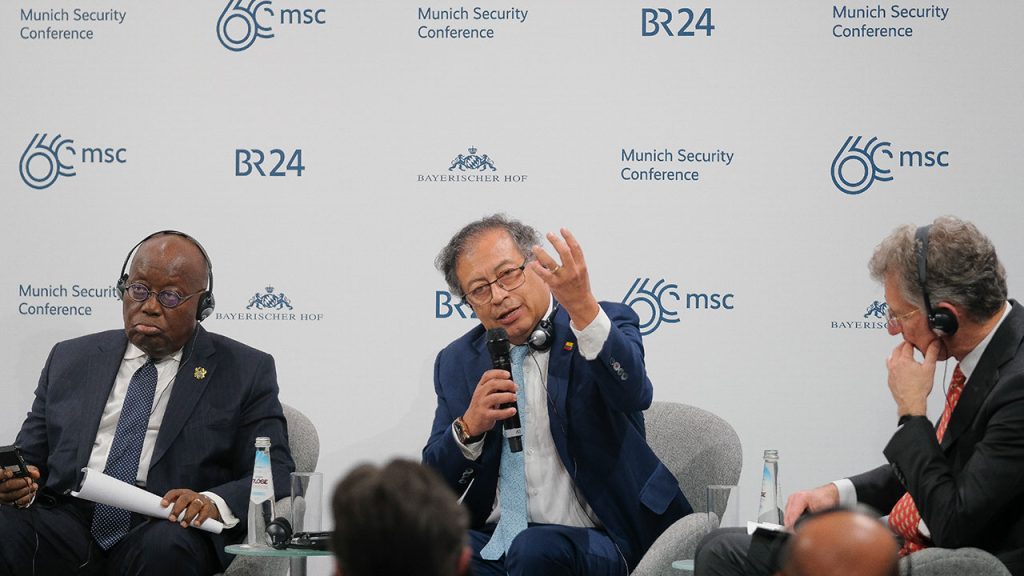 El presidente de Colombia, Gustavo Petro propuesta en la Conferencia de Seguridad de Múnich Foto: Andrea Puentes - Presidencia