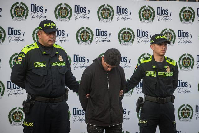 El hombre fue puesto a disposición de la Fiscalía General de la Nación Foto: El Tiempo