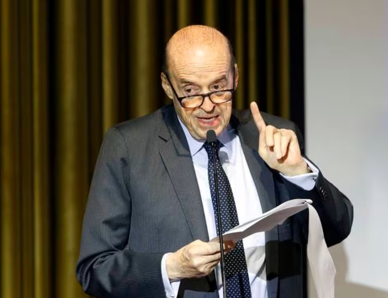 Presentan acción de cumplimiento para que Álvaro Leyva acate sanción de la Procuraduría